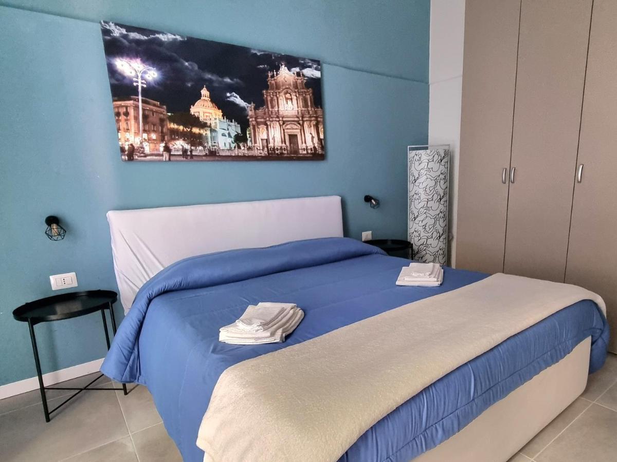 Il vicolo home Aeroporto di Catania Fontana Rossa Esterno foto